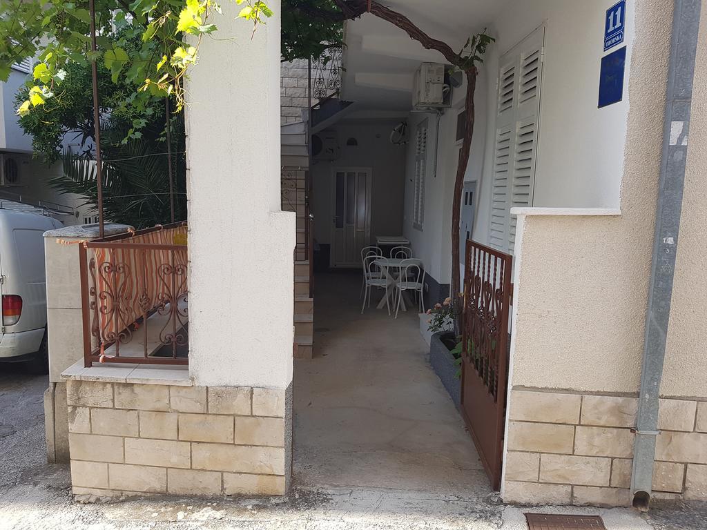 Apartments Center Baška Voda Exterior foto